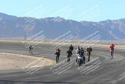 media/Jan-09-2025-Racers Edge (Thu) [[9e316ffd38]]/1-Around the Pits-Track Walk/